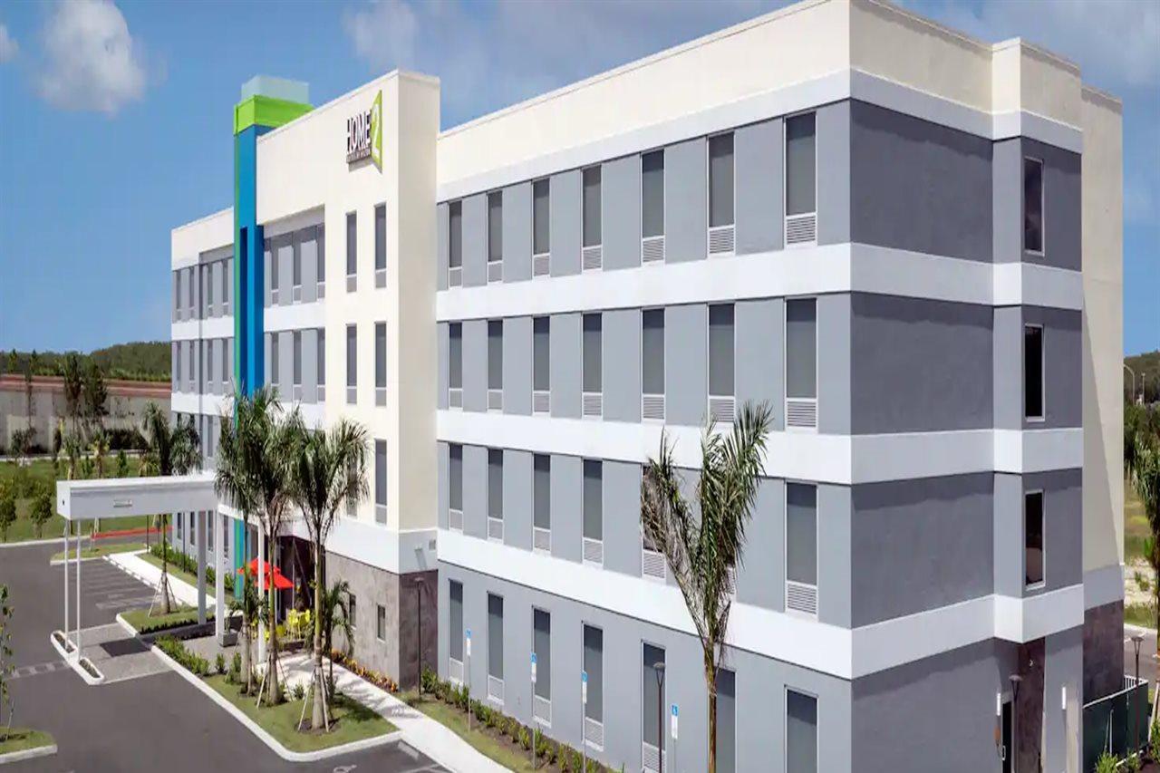 Home2 Suites By Hilton Fort Myers Airport Екстериор снимка