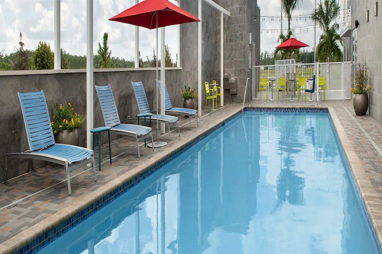 Home2 Suites By Hilton Fort Myers Airport Екстериор снимка