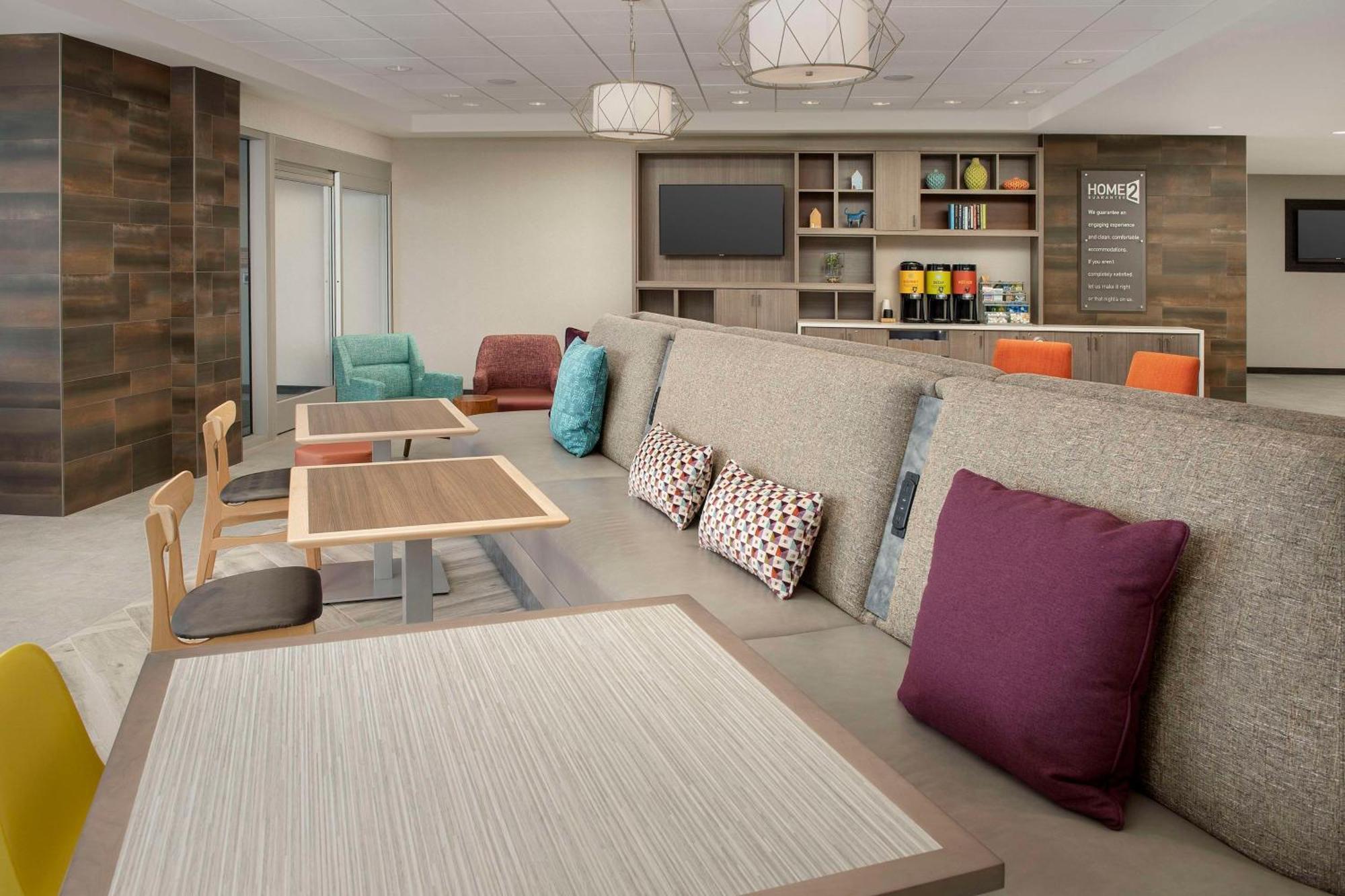Home2 Suites By Hilton Fort Myers Airport Екстериор снимка