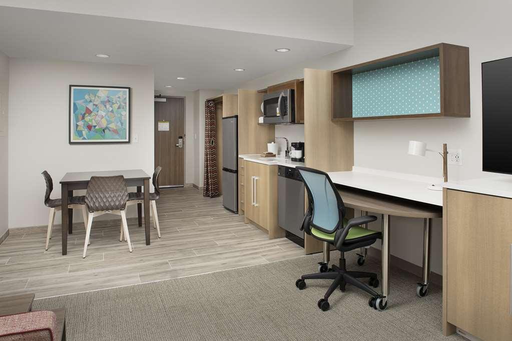 Home2 Suites By Hilton Fort Myers Airport Стая снимка